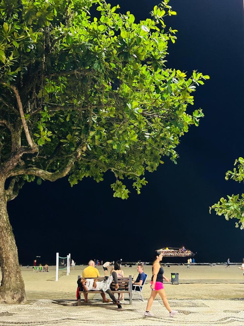 Apartamento Avenida Atlantica, Beira Mar, Pe Na Areia Balneário Camboriú Exterior foto